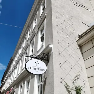 Fünfhaus *** Wien